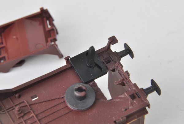 bestückte Pufferbohle der Märklin 141