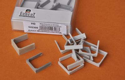 Hier sind mehrere Betonteile übereinander gelegt